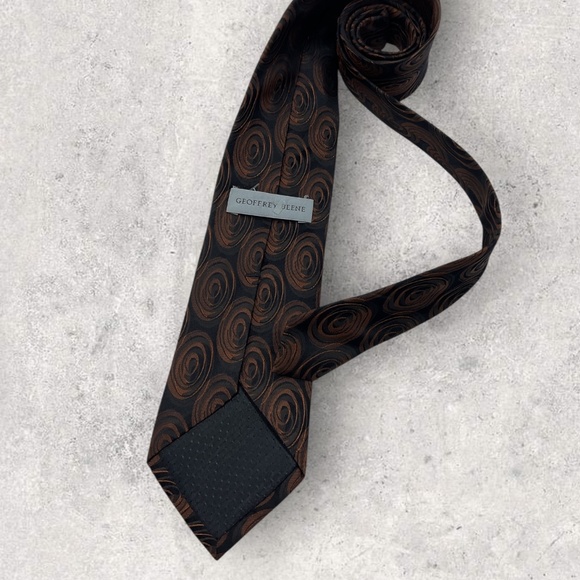 GEOFFREY BEENE Black/Brown Geometric Silk LUXURY Tie - Picture 2 of 5